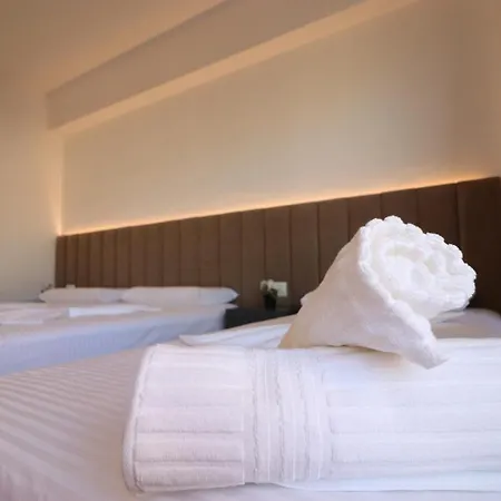 Tatzati 2 Hotel Sarandë