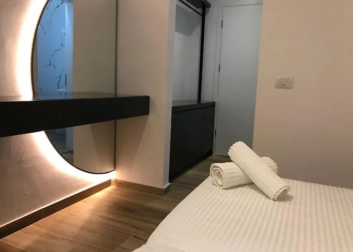 Tatzati 2 酒店 Sarandë