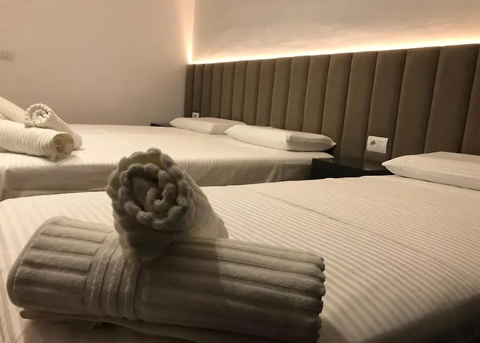 Tatzati 2 酒店 Sarandë