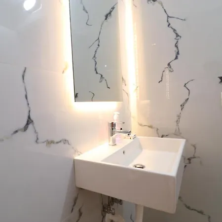 Tatzati 2 Σαράντα